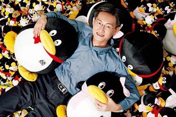 查询个人社交账号的方法。